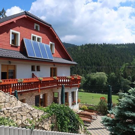 Penzion Bawaria Horní Lomná Dış mekan fotoğraf